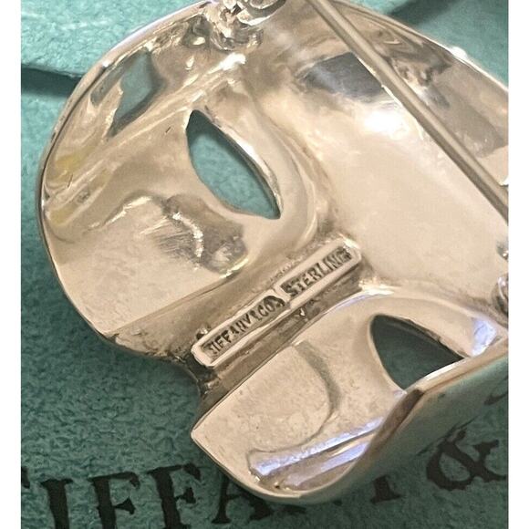 Rare Tiffany & Co. Sterling Silver Mask Brooch- The Phantom of the Opera - Picture 3 of 14